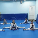 Занятия йогой, фитнесом в спортзале Грандмастер Севастополь