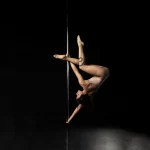 Занятия йогой, фитнесом в спортзале Gravity Pole Hub Санкт-Петербург