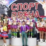 Занятия йогой, фитнесом в спортзале Грэгори-Тасс Москва