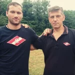 Занятия йогой, фитнесом в спортзале Гренадёр Сочи