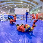 Занятия йогой, фитнесом в спортзале Гвардеец Москва