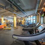 Занятия йогой, фитнесом в спортзале Gw Fitness на Туристской Санкт-Петербург