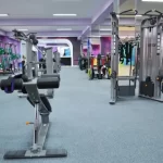 Занятия йогой, фитнесом в спортзале Gym center Махачкала