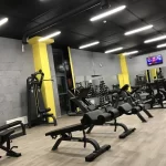 Занятия йогой, фитнесом в спортзале Gym Hall Челябинск