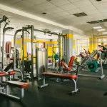 Занятия йогой, фитнесом в спортзале Gym Hall Челябинск