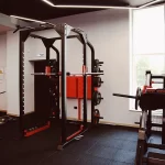 Занятия йогой, фитнесом в спортзале Gym Hall Челябинск