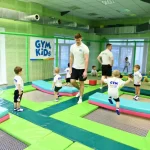 Занятия йогой, фитнесом в спортзале GYM KiDs Москва