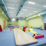 Занятия йогой, фитнесом в спортзале GYM KiDs Москва