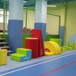 Занятия йогой, фитнесом в спортзале GYM KiDs Санкт-Петербург