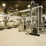 Занятия йогой, фитнесом в спортзале Gym Studio Омск