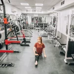 Занятия йогой, фитнесом в спортзале Gymrush Москва