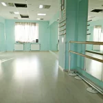 Занятия йогой, фитнесом в спортзале H2O dance studio Красноярск