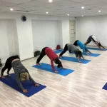 Занятия йогой, фитнесом в спортзале Happy Yoga Москва