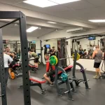 Занятия йогой, фитнесом в спортзале HappyMuscles Щекино