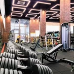 Занятия йогой, фитнесом в спортзале Hi, life! Санкт-Петербург
