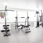 Занятия йогой, фитнесом в спортзале Hi, life! Санкт-Петербург