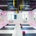 Занятия йогой, фитнесом в спортзале I am fitness studio Москва