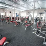 Занятия йогой, фитнесом в спортзале Яни Севастополь