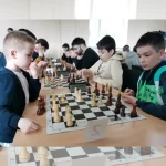 Занятия йогой, фитнесом в спортзале Империя, школа шахмат Сочи