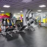 Занятия йогой, фитнесом в спортзале Импульс Сочи