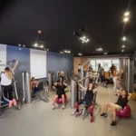 Занятия йогой, фитнесом в спортзале In Balance Москва