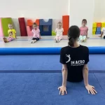 Занятия йогой, фитнесом в спортзале InAcro Санкт-Петербург
