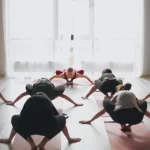 Занятия йогой, фитнесом в спортзале Йога Хом Краснодар
