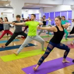 Занятия йогой, фитнесом в спортзале Йога Нагатино Oum.ru Москва
