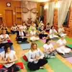 Занятия йогой, фитнесом в спортзале Йога Сарасвати Москва