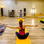 Занятия йогой, фитнесом в спортзале Йога в ГЦД Сысерть