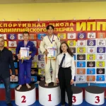 Занятия йогой, фитнесом в спортзале Иппон Москва