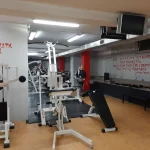 Занятия йогой, фитнесом в спортзале Iron gym Севастополь