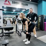 Занятия йогой, фитнесом в спортзале Iron Лиски