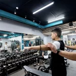 Занятия йогой, фитнесом в спортзале Iron Лиски
