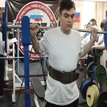 Занятия йогой, фитнесом в спортзале Искра Челябинск