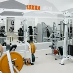 Занятия йогой, фитнесом в спортзале Искра Gym Москва