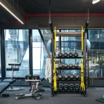 Занятия йогой, фитнесом в спортзале Искра Gym Москва