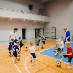 Занятия йогой, фитнесом в спортзале Юниор, футбольная школа Новосибирск