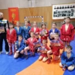 Занятия йогой, фитнесом в спортзале Юниор Магнитогорск