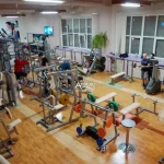 Занятия йогой, фитнесом в спортзале Юпитер Джим Владивосток