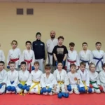 Занятия йогой, фитнесом в спортзале Южный каратэ Wkf Новокуйбышевск