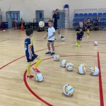 Занятия йогой, фитнесом в спортзале Junior Football Москва