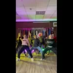 Занятия йогой, фитнесом в спортзале Just dance Ливны