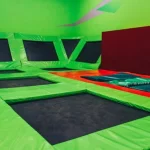 Занятия йогой, фитнесом в спортзале Just Jump studio Санкт-Петербург