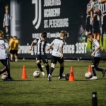 Занятия йогой, фитнесом в спортзале Juventus Academy St. Petersburg Санкт-Петербург