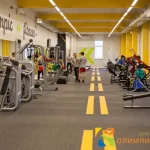 Занятия йогой, фитнесом в спортзале Качалка у Дяди Жени Москва