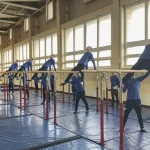 Занятия йогой, фитнесом в спортзале Кафедра физической подготовки и спорта Петергоф