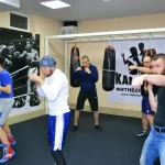 Занятия йогой, фитнесом в спортзале Камелот Екатеринбург