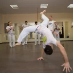 Занятия йогой, фитнесом в спортзале Капоэйра ABADA Москва