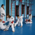 Занятия йогой, фитнесом в спортзале Каратэ для детей Москва